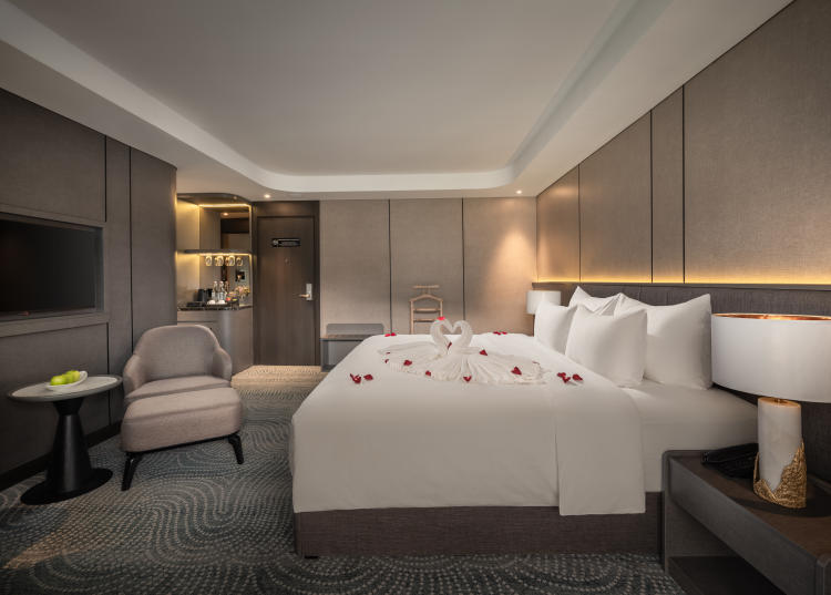 Du thuyền Tulip Cruise 5 sao vịnh Lan Hạ 2 ngày 1 đêm
