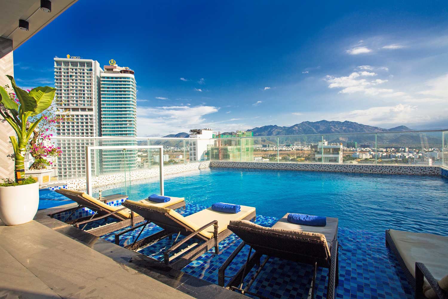 Le's Cham Hotel Nha Trang