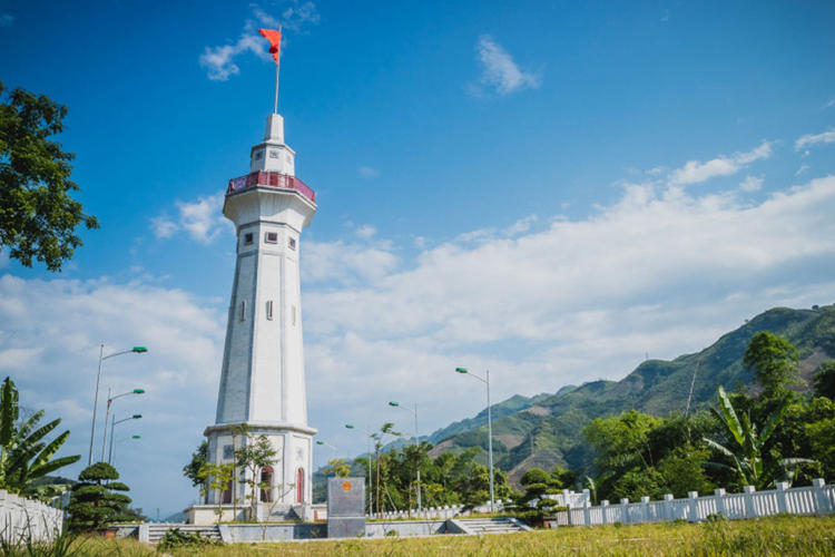 Tour Hà Nội - Y Tý 2 Ngày 1 Đêm