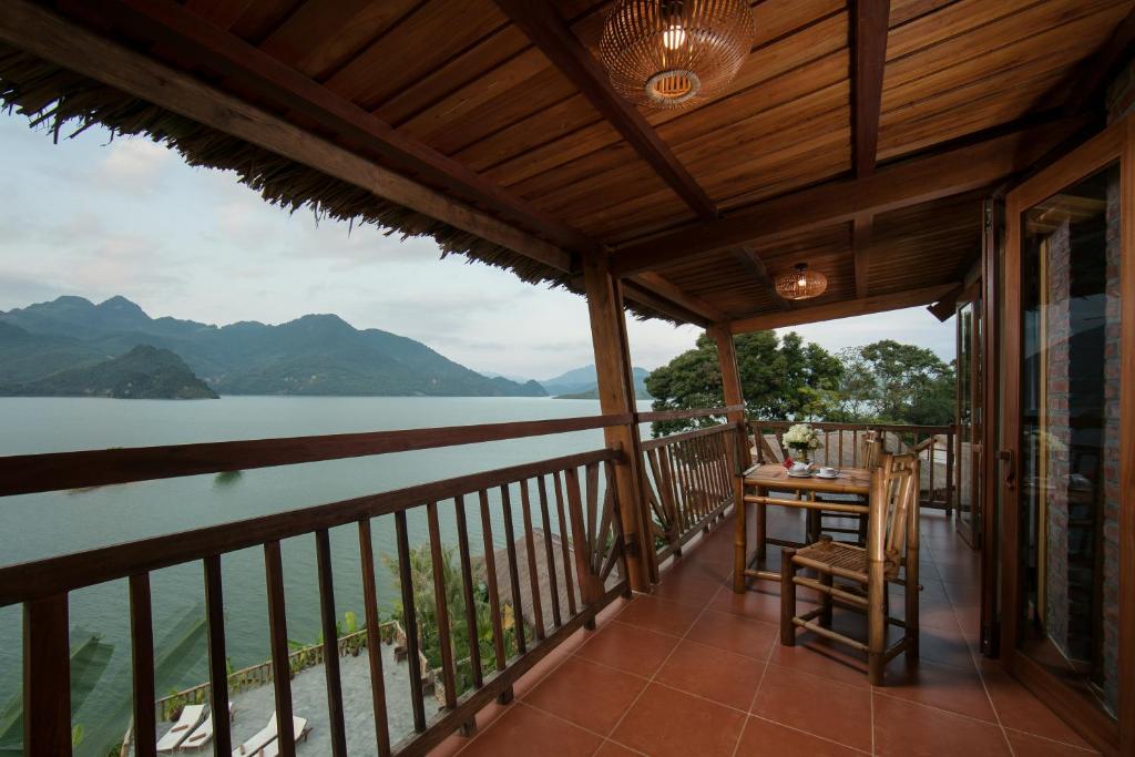 Mai Châu Hideaway Resort Hòa Bình