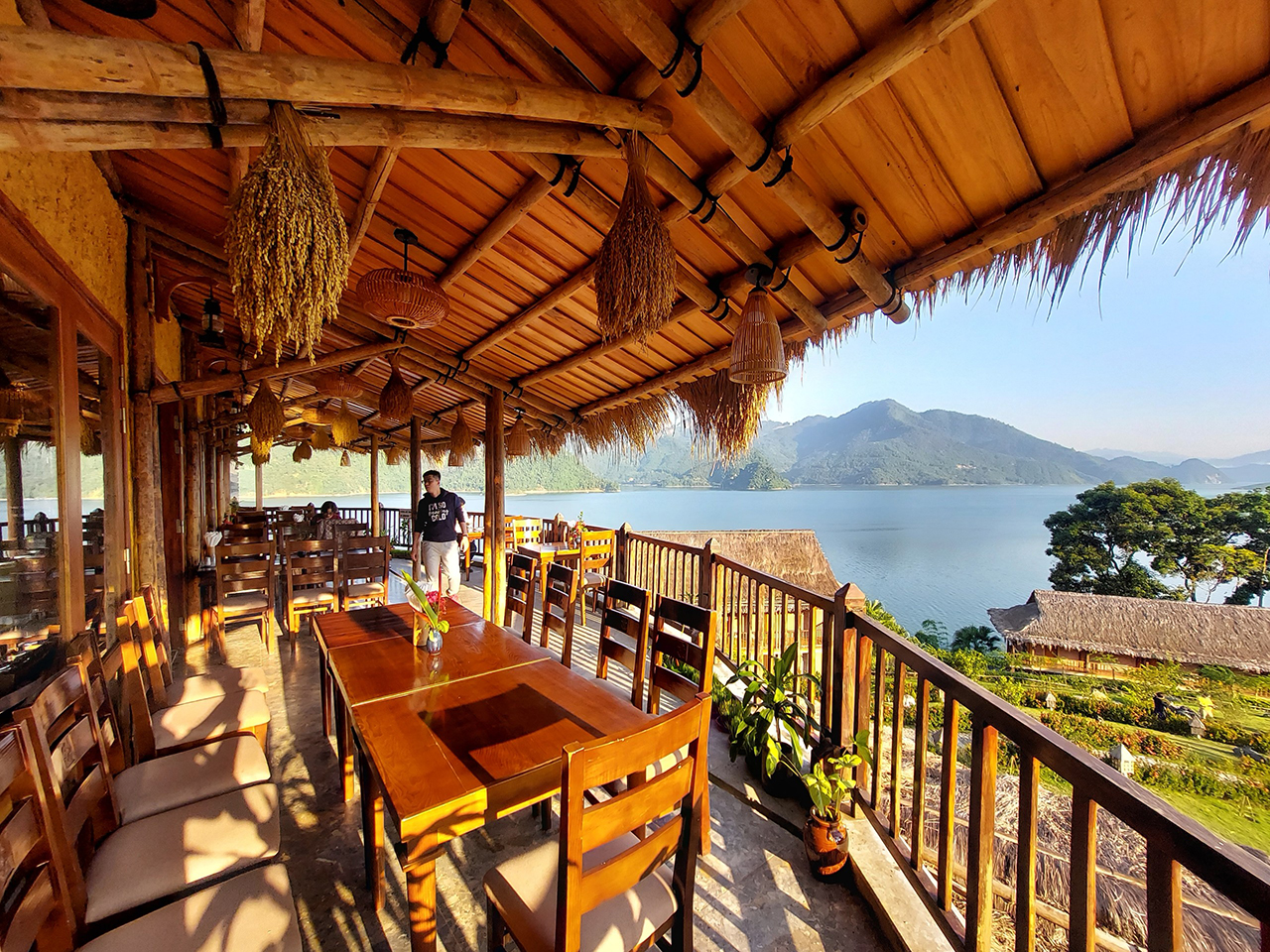 Mai Châu Hideaway Resort Hòa Bình