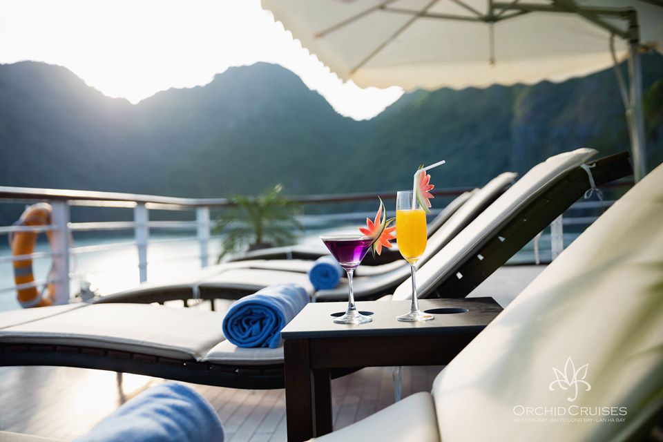 Du thuyền Orchid Cruise 2 Ngày 1 Đêm