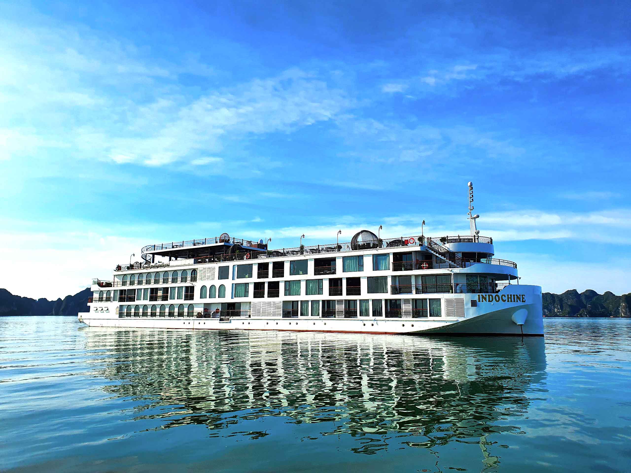 Du thuyền Indochine Premium Ha Long Bay 2 ngày 1 đêm