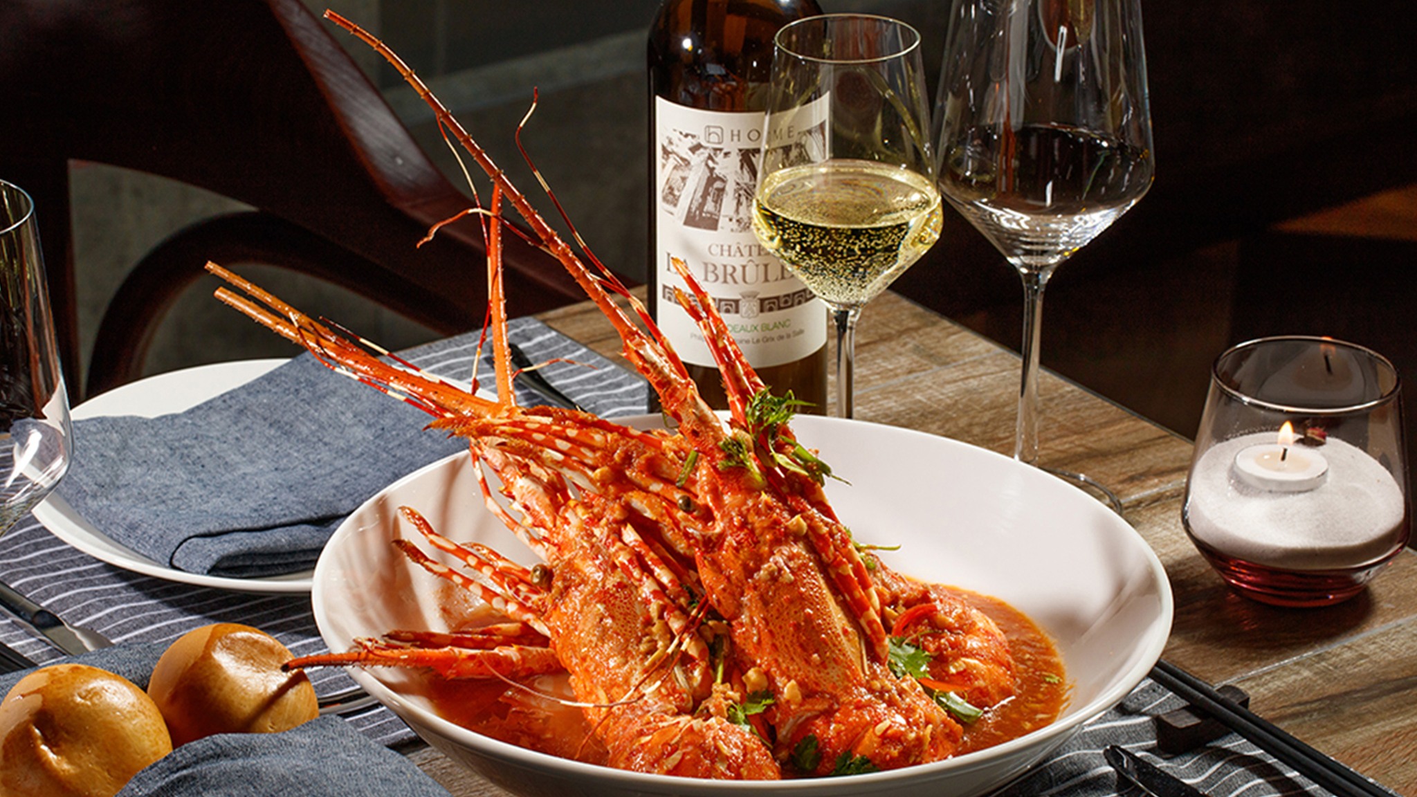 Nhà hàng du thuyền Paradise Delight Hạ Long 5 sao