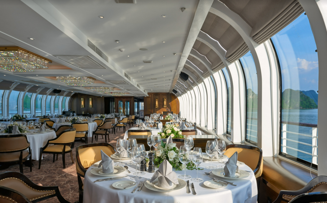 Nhà hàng du thuyền Paradise Delight Hạ Long 5 sao