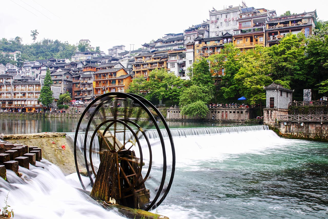 Tour Nam Ninh - Trương Gia Giới - Phượng Hoàng - Phù Dung Trấn 6 Ngày 5 Đêm