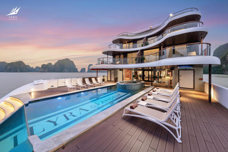 Du thuyền Lyra Grandeur Cruise 2 ngày 1 đêm vịnh Lan Hạ