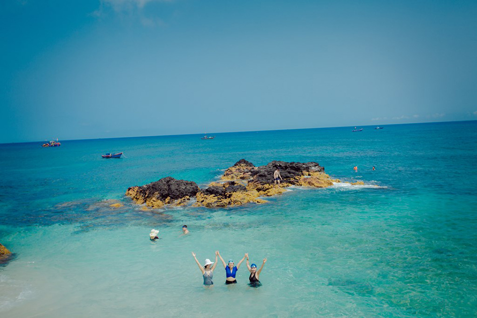 Tour Du Lịch Lý Sơn - Quảng Ngãi Trọn Gói 4 Ngày 3 Đêm (Bay Vietnam Airline)