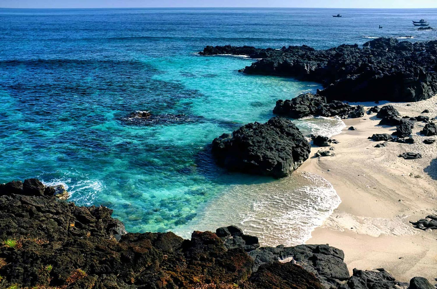 Tour Du Lịch Lý Sơn - Quảng Ngãi Trọn Gói 4 Ngày 3 Đêm (Bay Vietnam Airline)