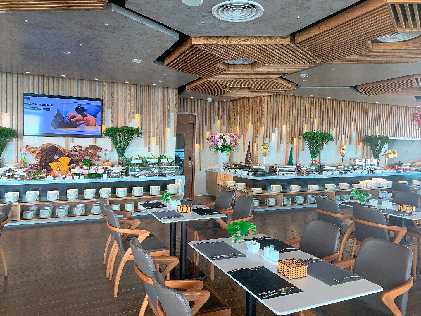 Queen Ann Hotel Nha Trang