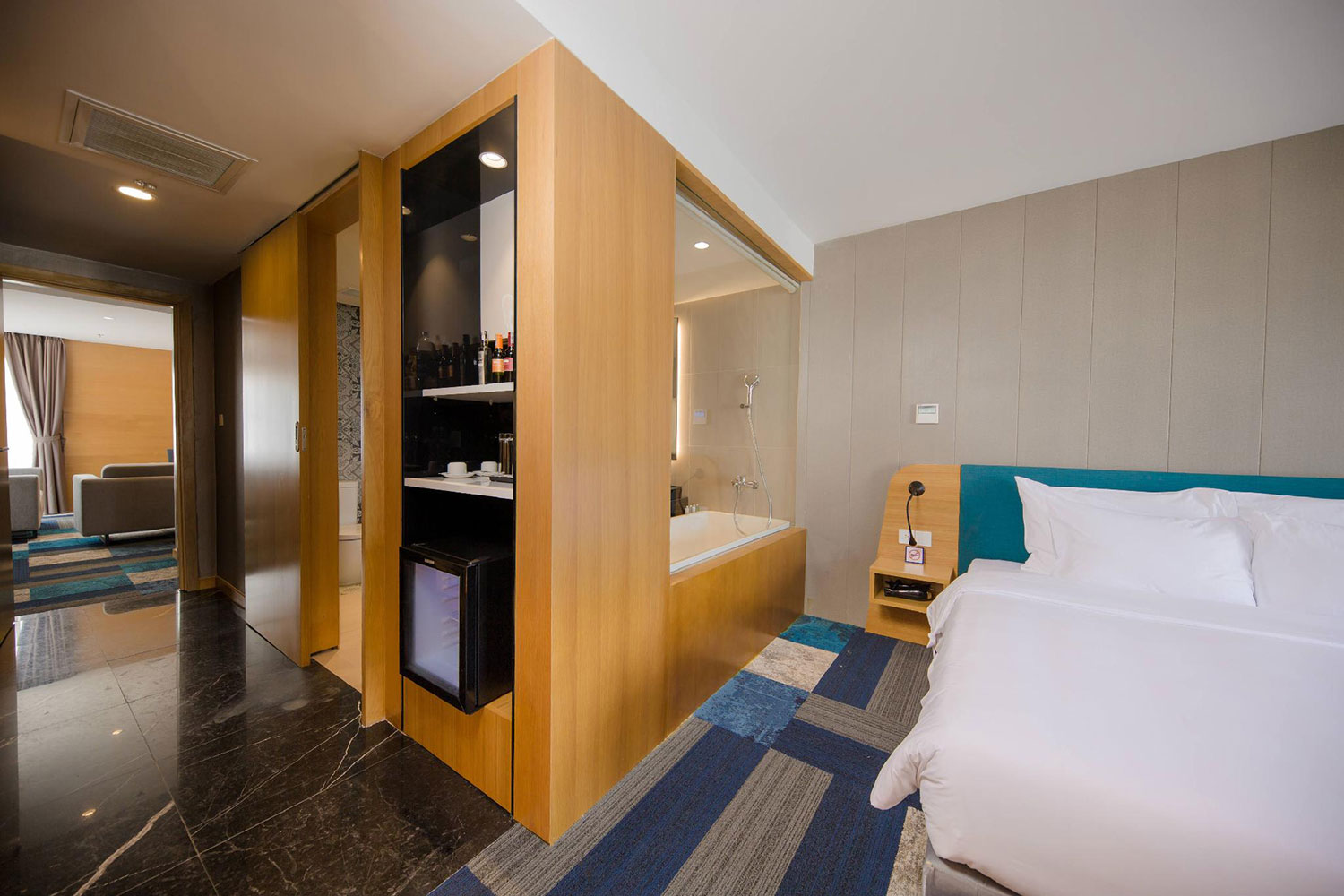 Quinter Central Hotel