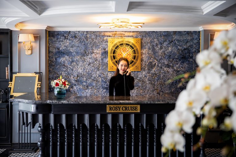 Du thuyền Rosy Cruise 2 Ngày 1 Đêm