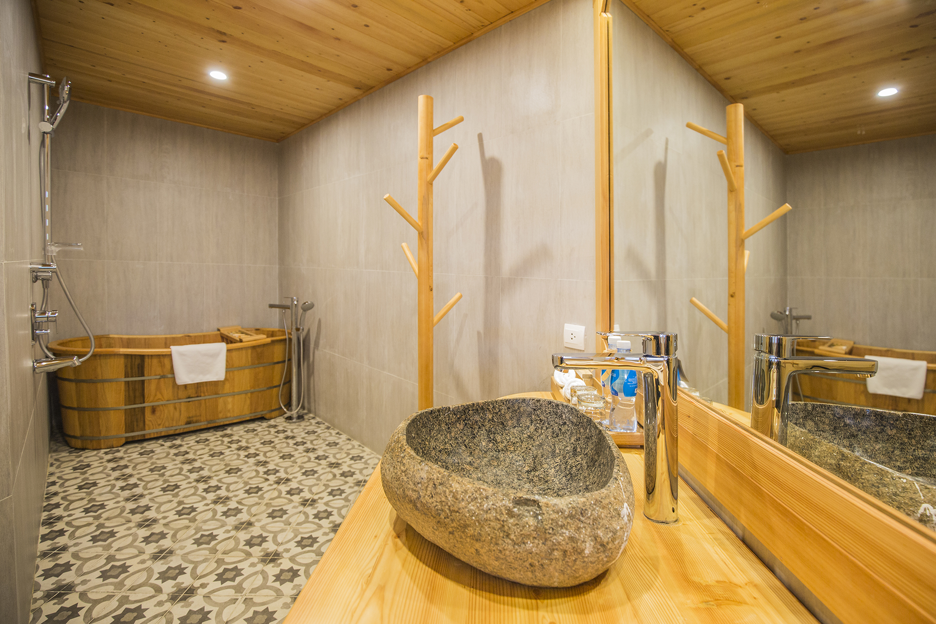 Le Champ Tú Lệ Resort