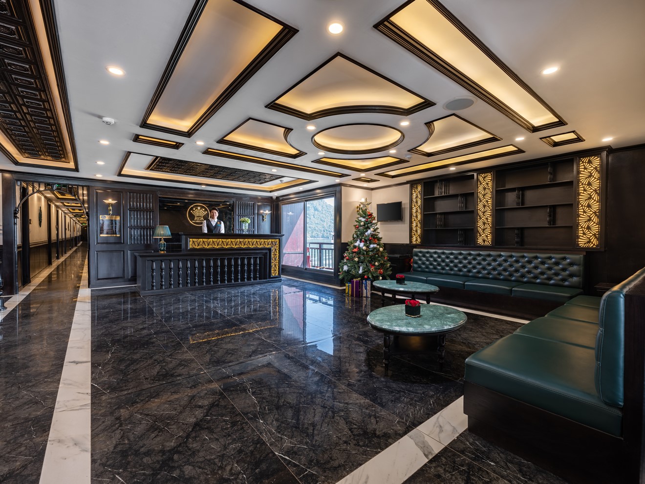 Du thuyền 5 sao Lan Hạ Rita Cruise 2 ngày 1 đêm