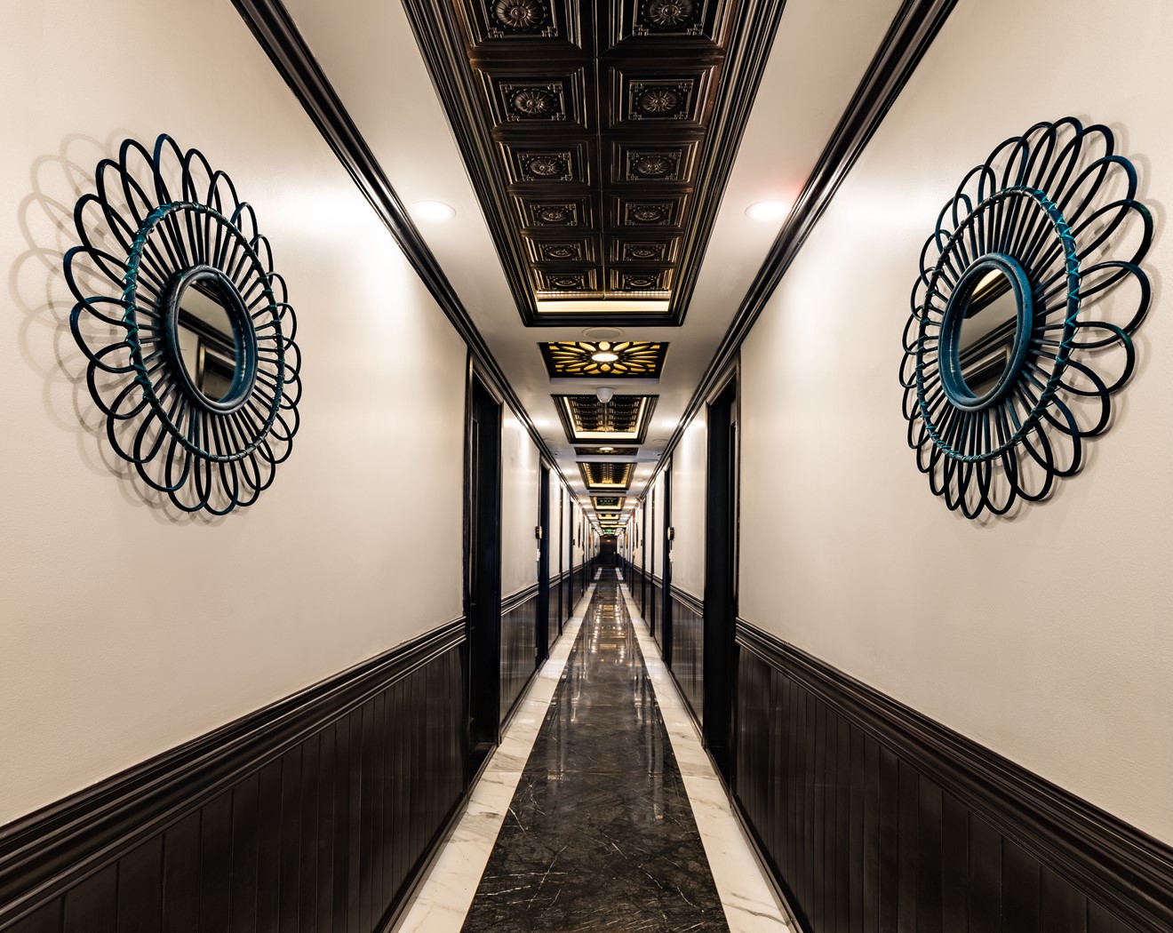 Du thuyền 5 sao Lan Hạ Rita Cruise 2 ngày 1 đêm