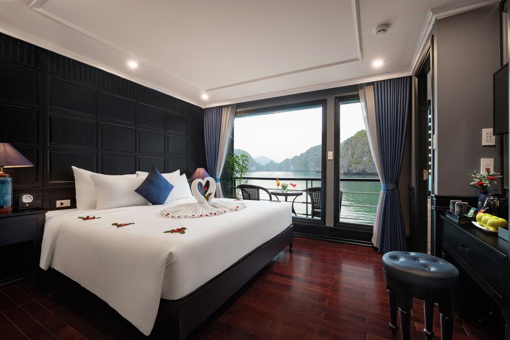 Du thuyền Rosy Cruise 2 Ngày 1 Đêm