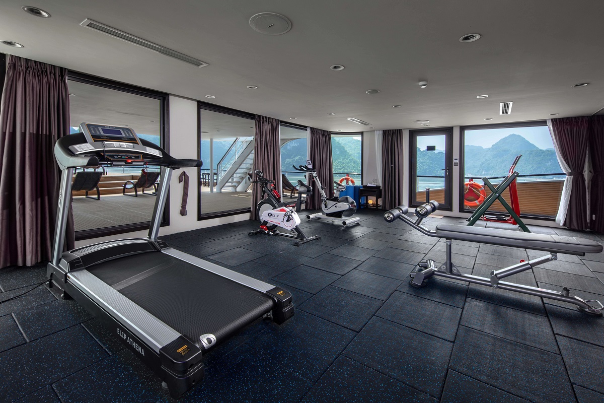 Du thuyền Scarlet Pearl Cruise  2 ngày 1 đêm