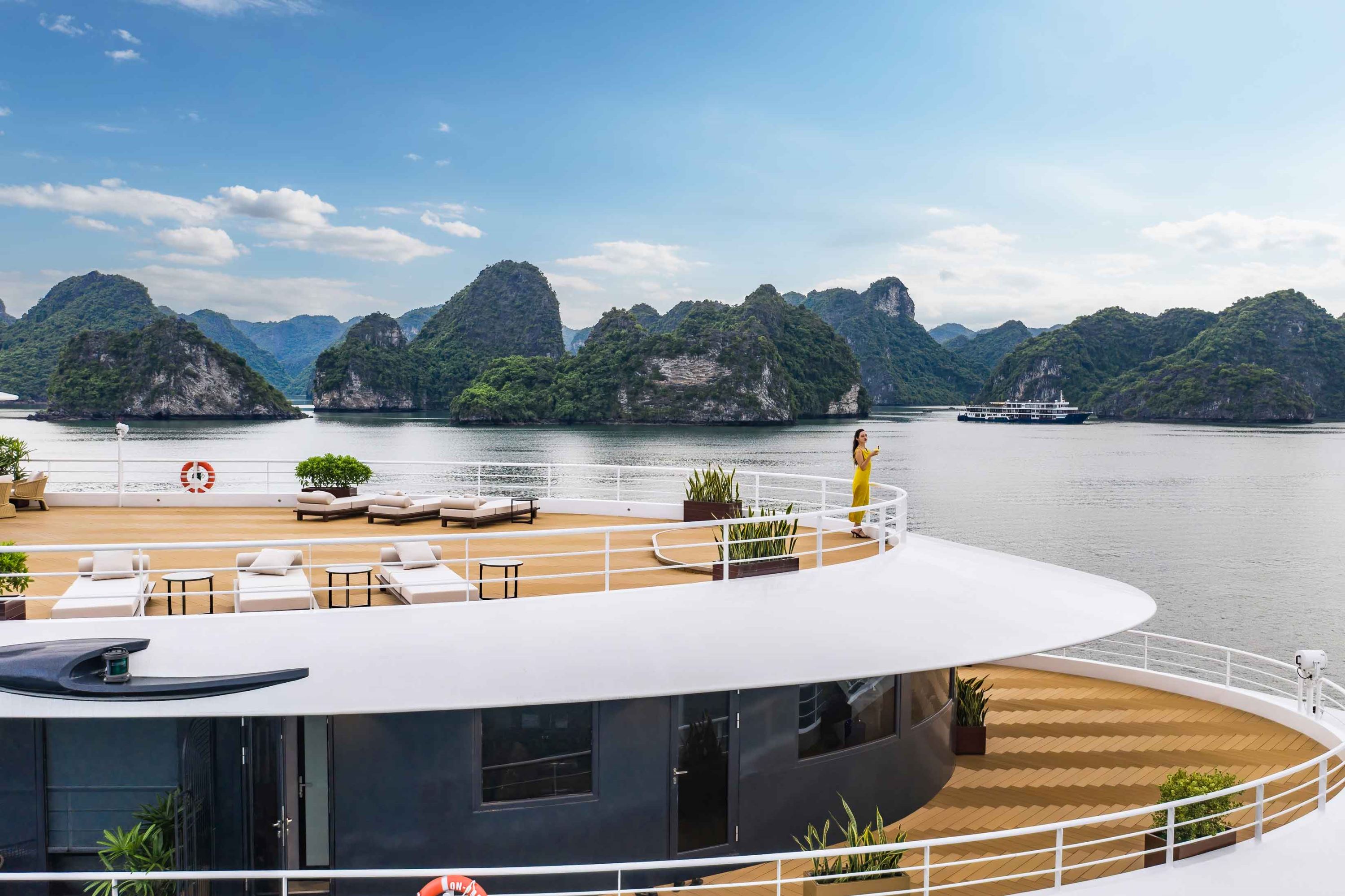 Du thuyền Sea Stars Cruise Hạ Long