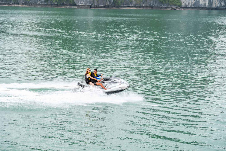 Du thuyền ngày Serenity Lan Hạ 5 sao