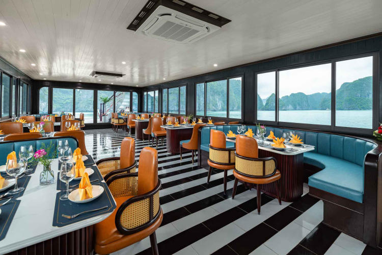 Du thuyền ngày Serenity Lan Hạ 5 sao