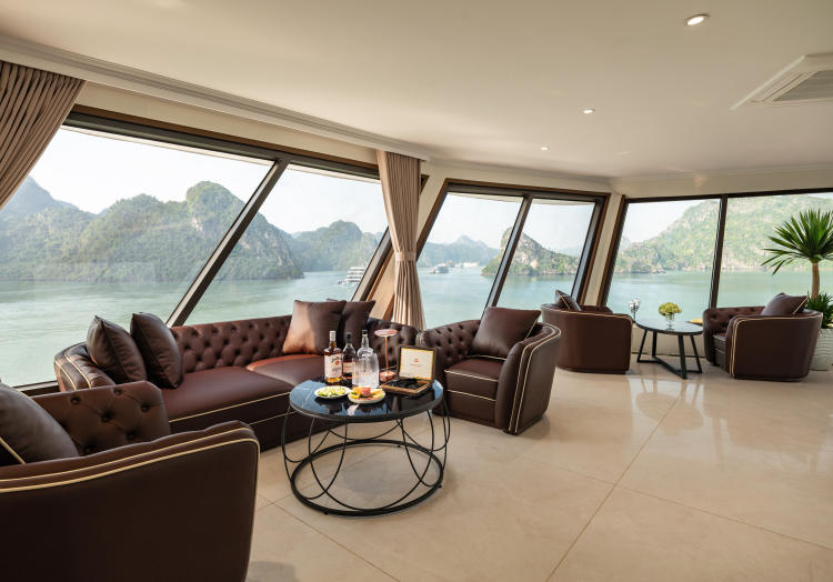 Du thuyền Diana Cruises 6 sao Lan Hạ 2 ngày 1 đêm