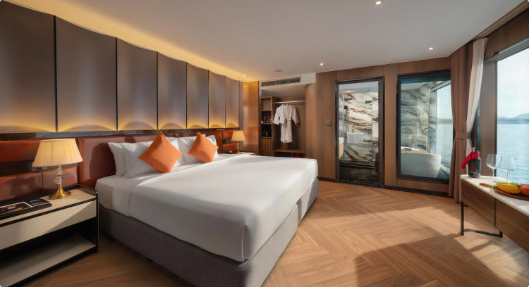 Du thuyền Luna Halong Cruise 2 ngày 1 đêm