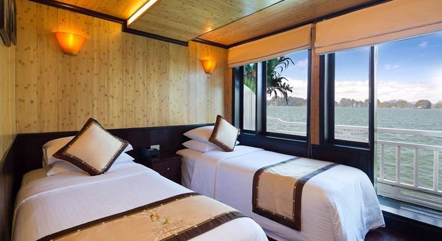 Du thuyền Hạ Long Syrena Cruises 2 ngày 1 đêm