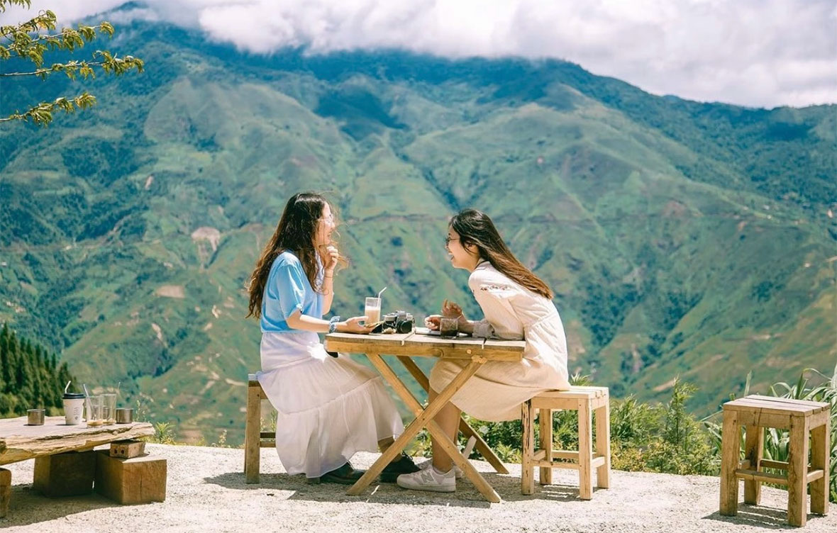 Tour Hà Nội - Mộc Châu - Tà Xùa 2 Ngày 1 Đêm