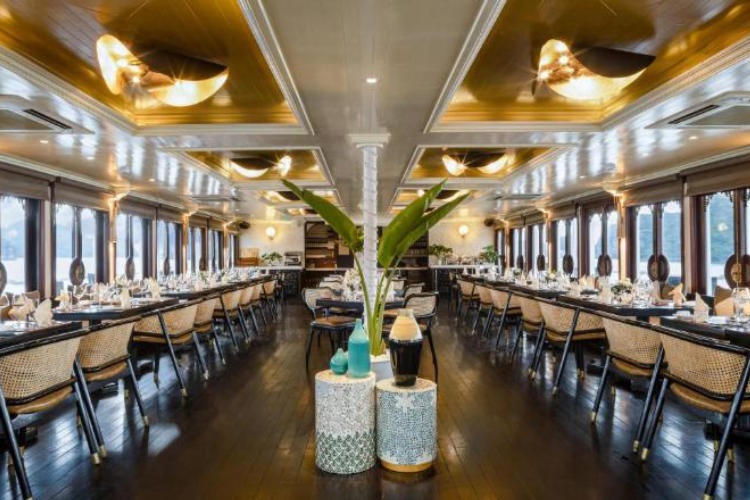 Du Thuyền Âu Cơ 5 Sao 2 Ngày 1 Đêm