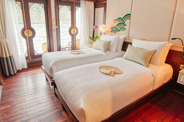 Du Thuyền Âu Cơ 5 Sao 2 Ngày 1 Đêm