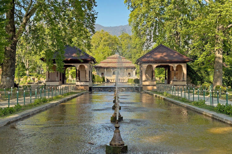 Tour Ấn Độ 7 ngày 6 đêm: Khám phá Kashmir, hồ Dal và Taj Mahal