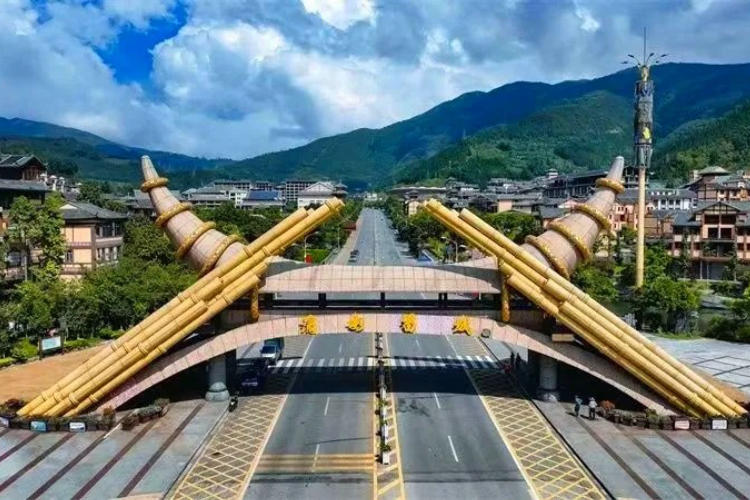 Tour Hà Khẩu-Bình Biên – Di Lặc- Kiến Thủy-Mông Tự 4N3Đ