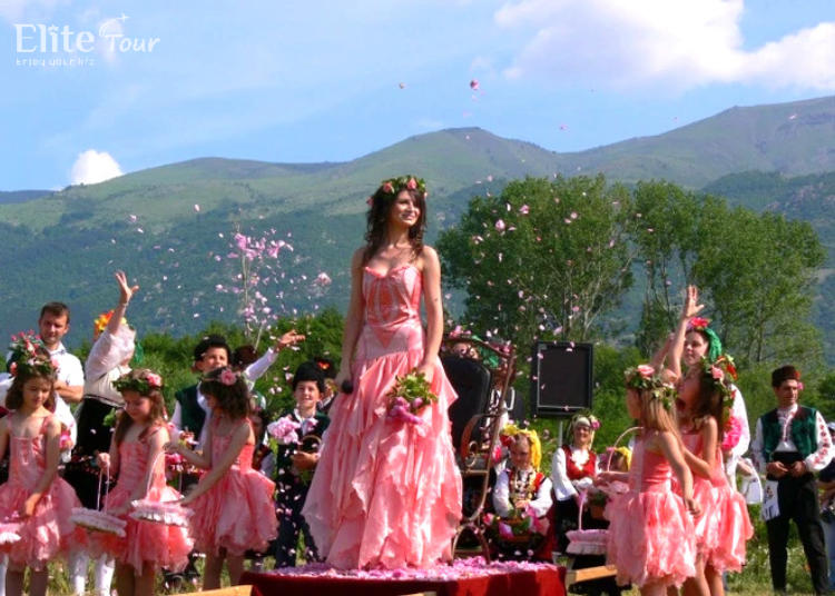 Tour Hy Lạp - Santorini - Albania - Bắc Macedonia - Bulgaria - Romania 12N11Đ