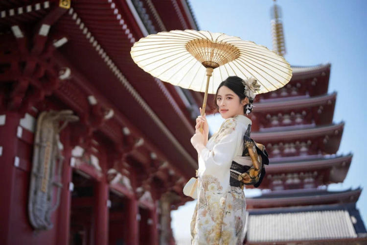 Tour Nhật Bản mùa thu Tokyo - Núi Phú Sĩ - Làng Hakuba - cáp treo Hakuba Harbor - Kanazawa - Làng cổ Shirakawago