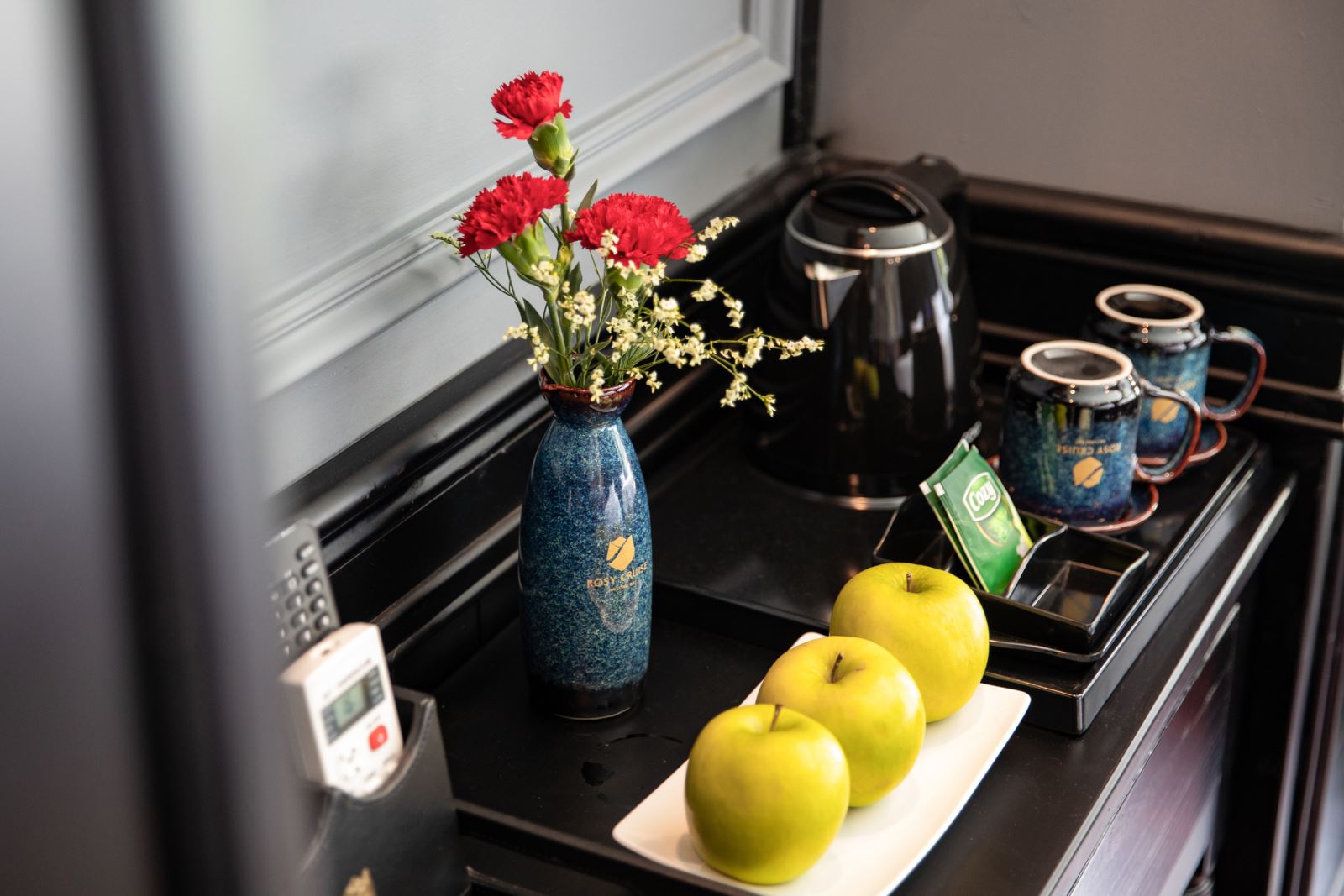 Du thuyền Rosy Cruise 2 Ngày 1 Đêm