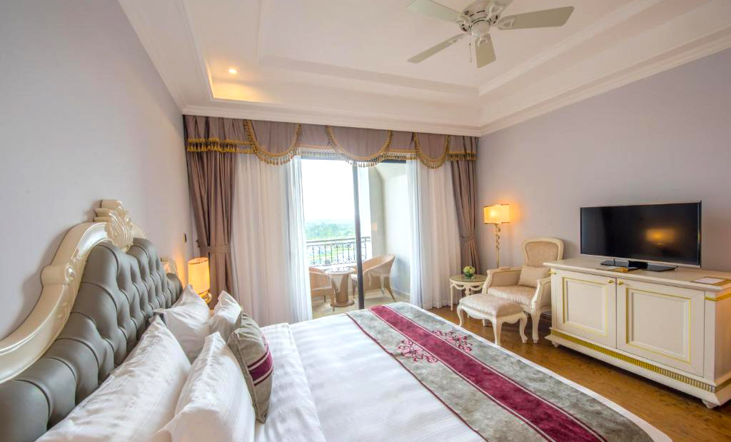 Melia Vinpearl Cửa Sót Beach Resort