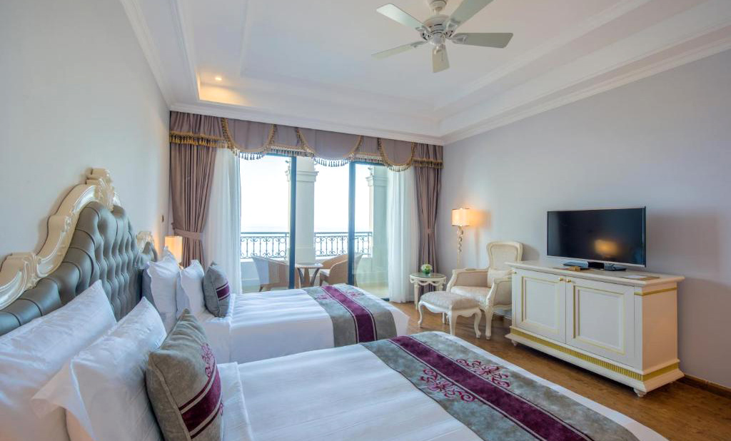 Melia Vinpearl Cửa Sót Beach Resort