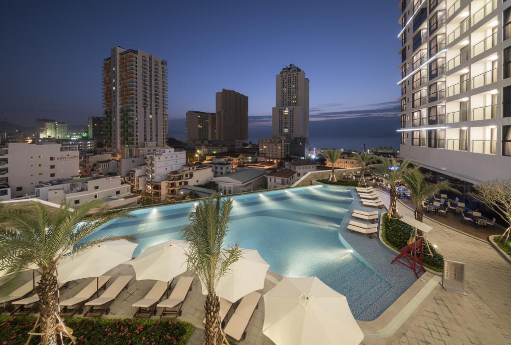 Melia Vinpearl Empire Nha Trang