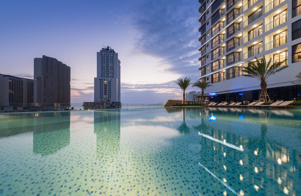Melia Vinpearl Empire Nha Trang