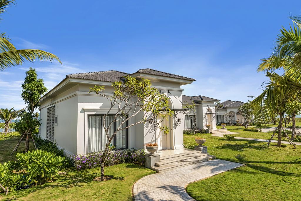 Melia Vinpearl Cửa Hội Beach Resort