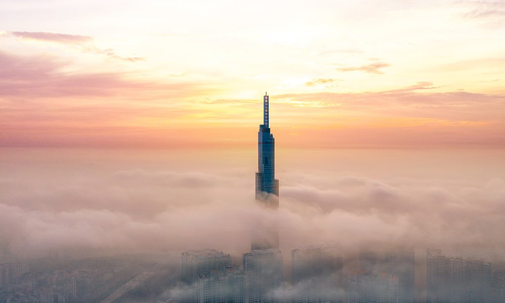 Vinpearl Landmark 81 Autograph Collection