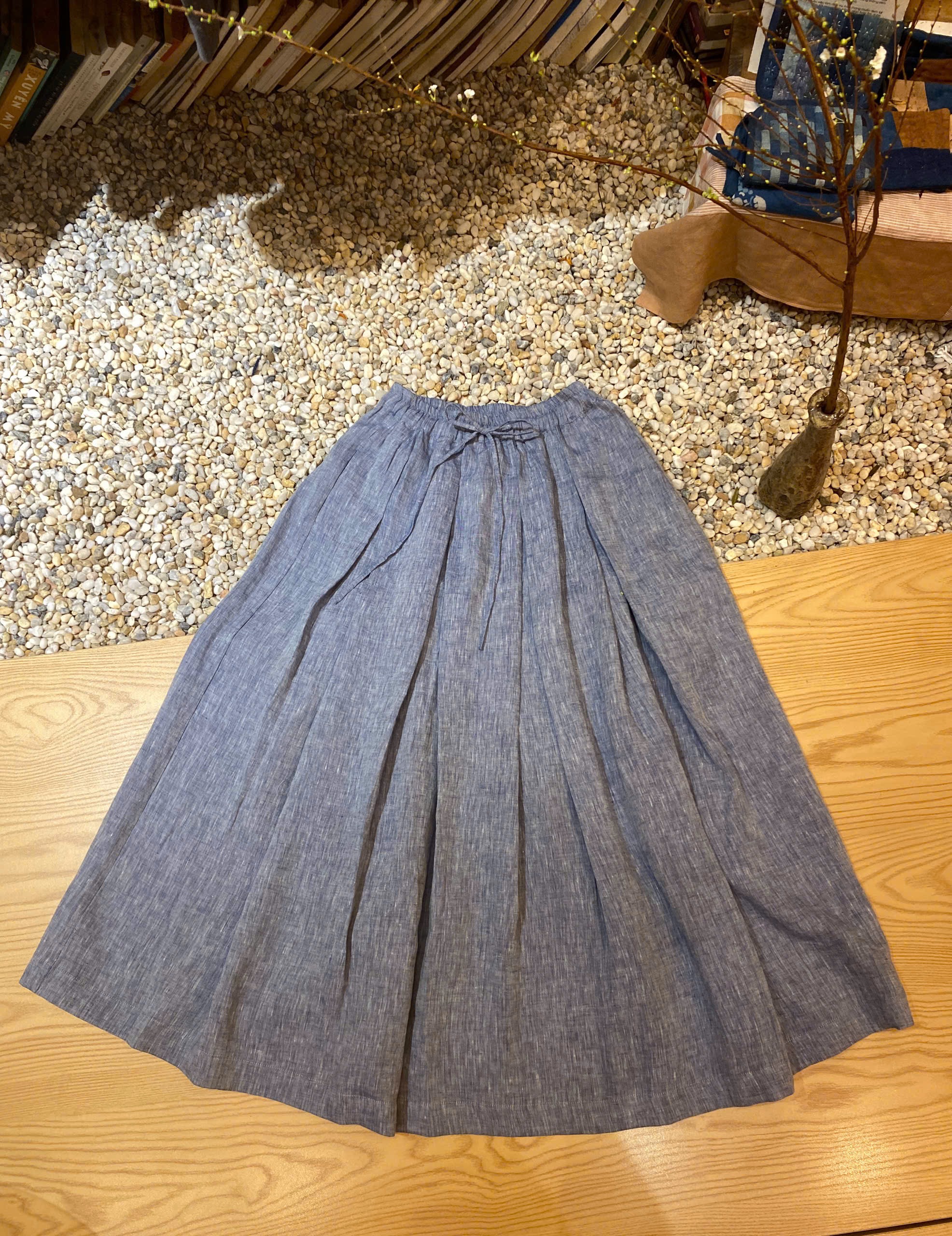 GREY SKIRT