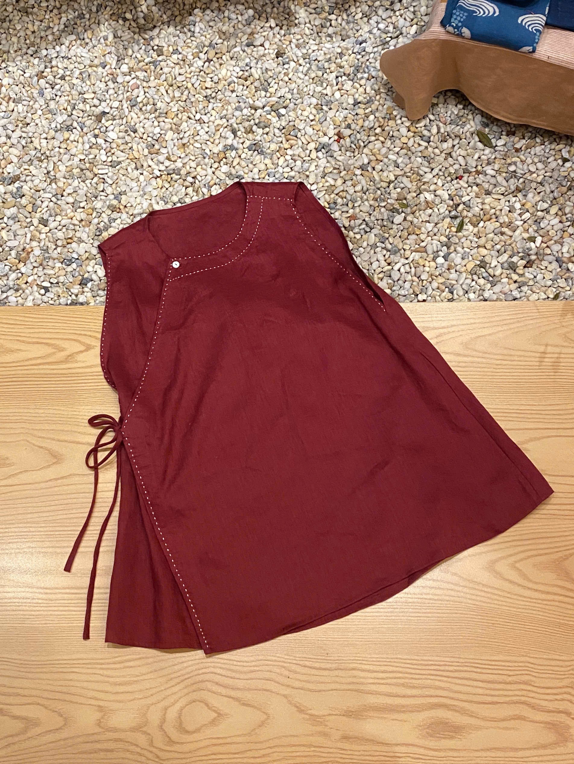 STILLNESS TOP burgundy