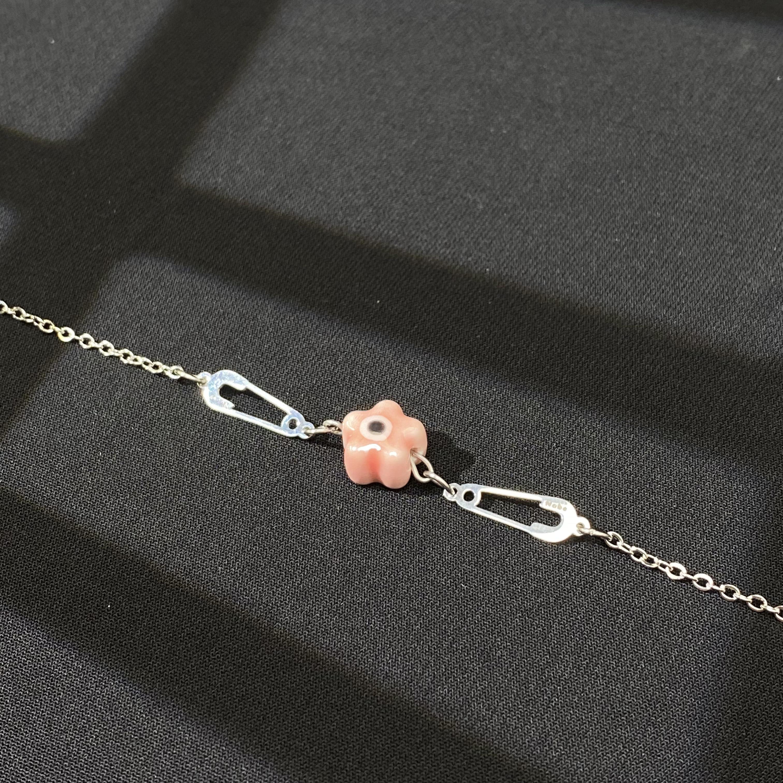 Vòng tay safety Pin x Evil Eye Hoa - Giúp mang lại những điều may mắn trong cuộc sống, mỗi màu một ý nghĩa riêng