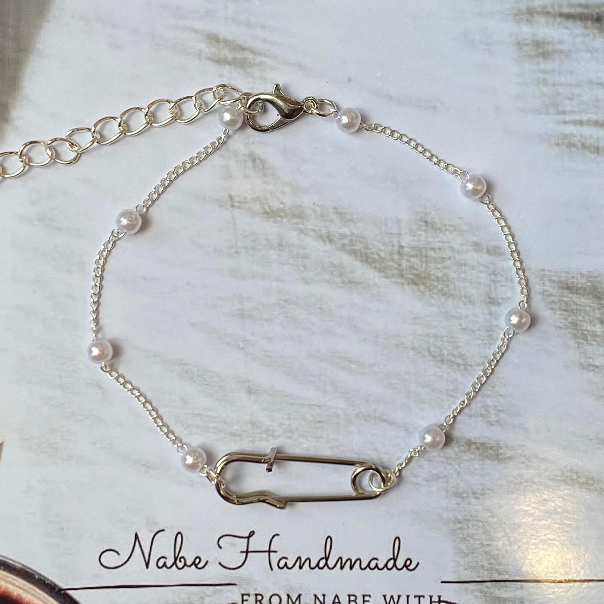 Vòng Tay Safety Pin Xinh Iu Mạ Bạc S925 Bền Màu - Vòng tay ghim băng
