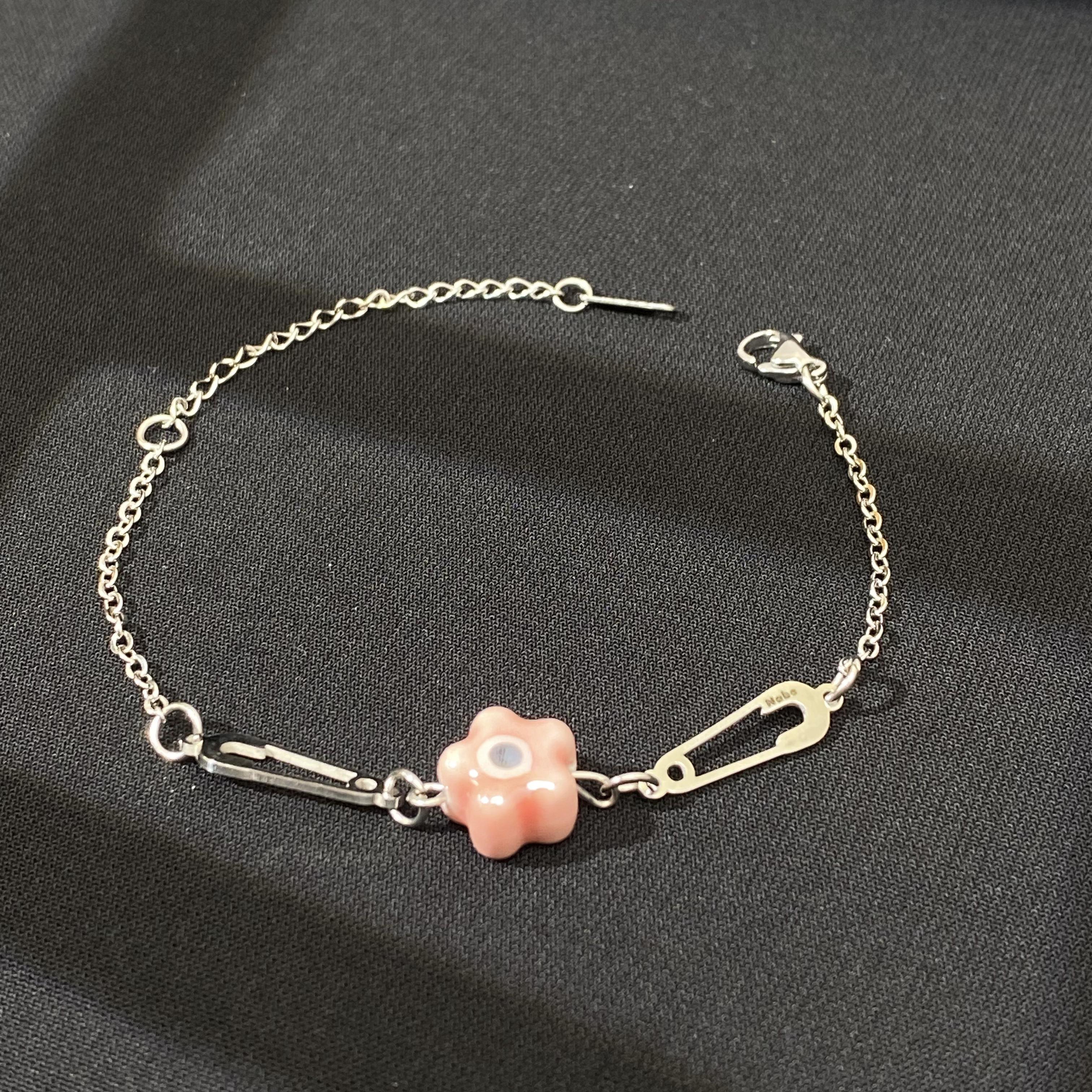 Vòng tay safety Pin x Evil Eye Hoa - Giúp mang lại những điều may mắn trong cuộc sống, mỗi màu một ý nghĩa riêng