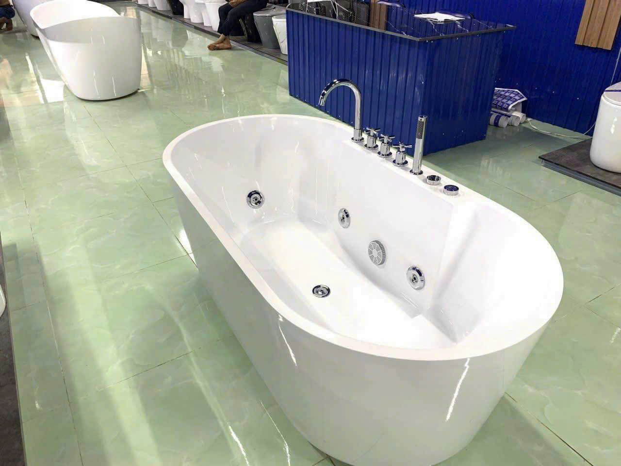 Bồn Tắm Ovan Massage KT-16
