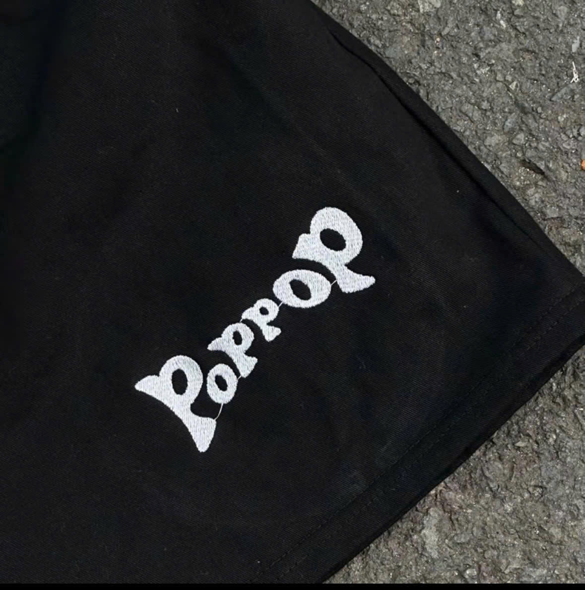 Quần Short Kaki Poppop Thêu