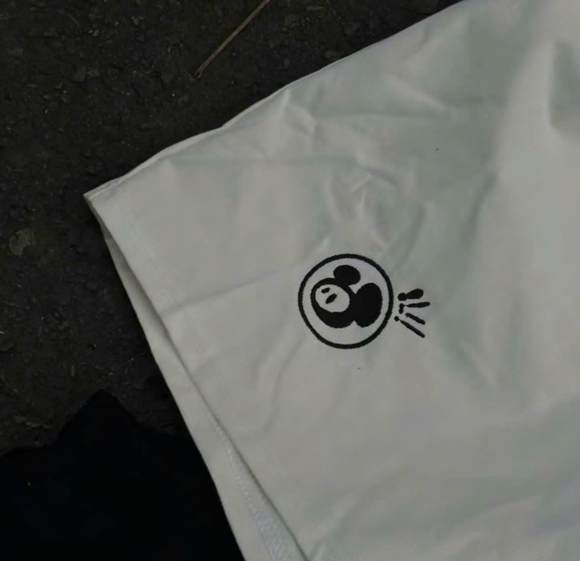 Quần Short Kaki Poppop Thêu