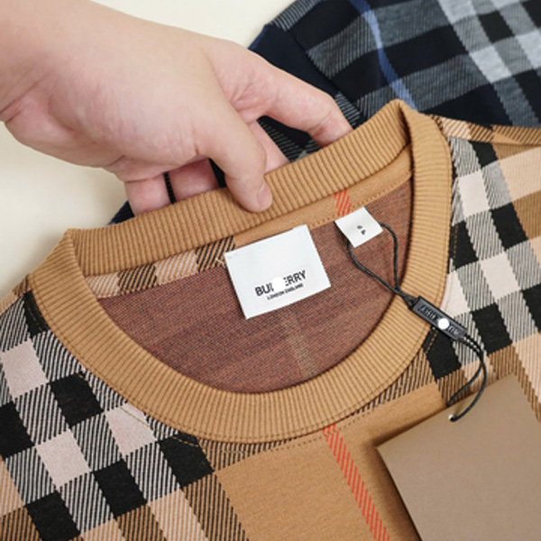 Áo Thun Burberry Caro Full